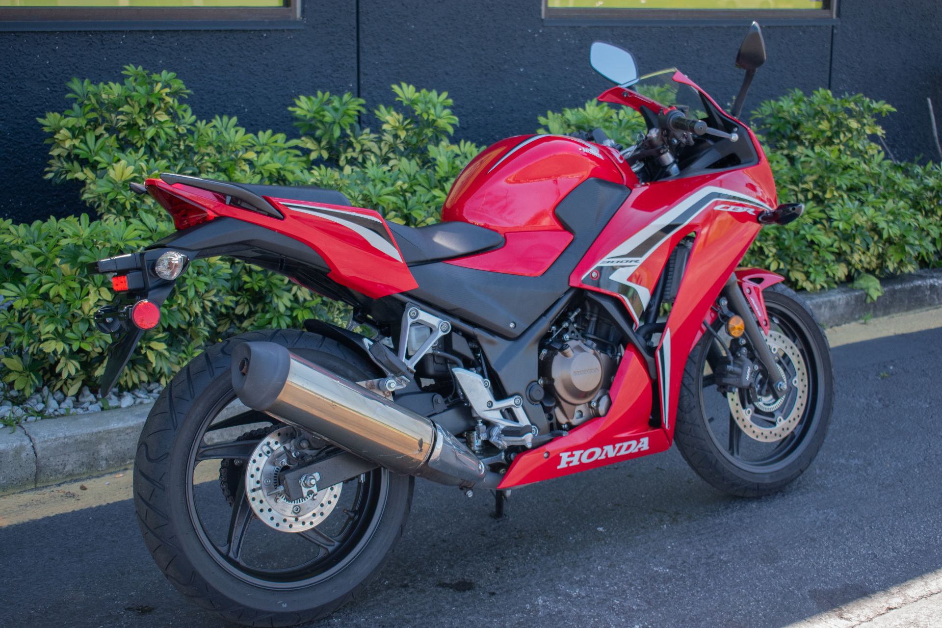2021 Honda CBR300R ABS in Jacksonville, Florida - Photo 5