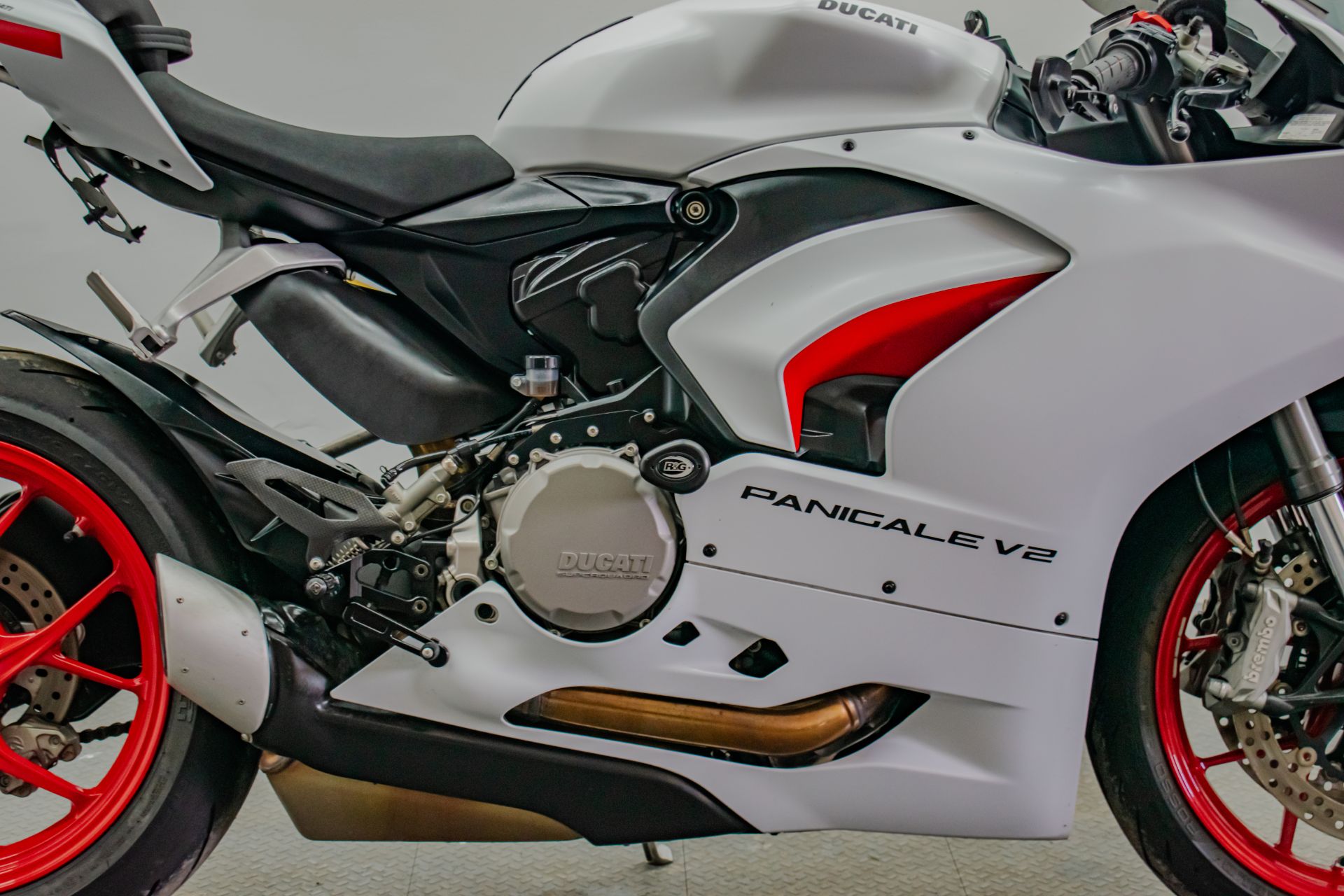 2021 Ducati Panigale V2 in Jacksonville, Florida - Photo 8