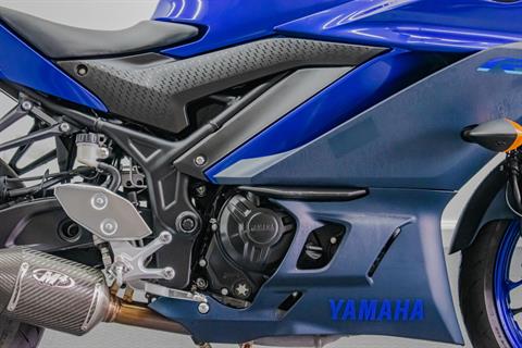 2023 Yamaha YZF-R3 ABS in Jacksonville, Florida - Photo 8