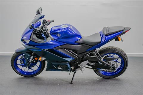2023 Yamaha YZF-R3 ABS in Jacksonville, Florida - Photo 11