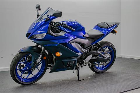 2023 Yamaha YZF-R3 ABS in Jacksonville, Florida - Photo 12