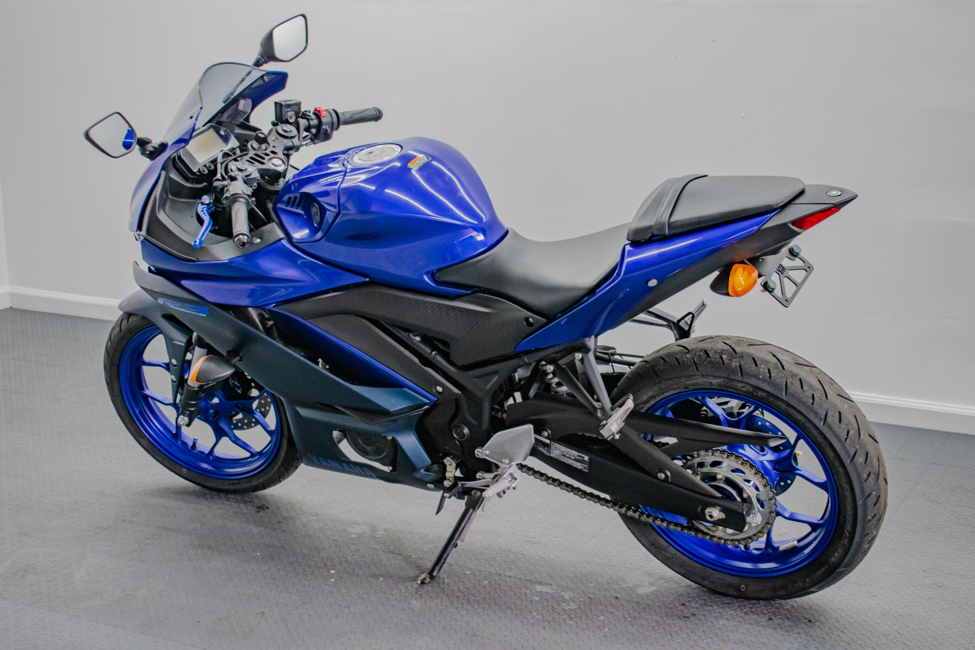 2023 Yamaha YZF-R3 ABS in Jacksonville, Florida - Photo 15