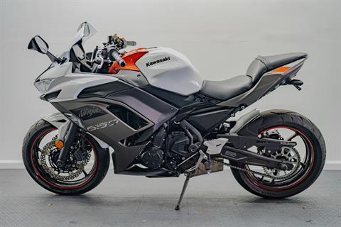 2023 Kawasaki Ninja 650 in Jacksonville, Florida - Photo 11
