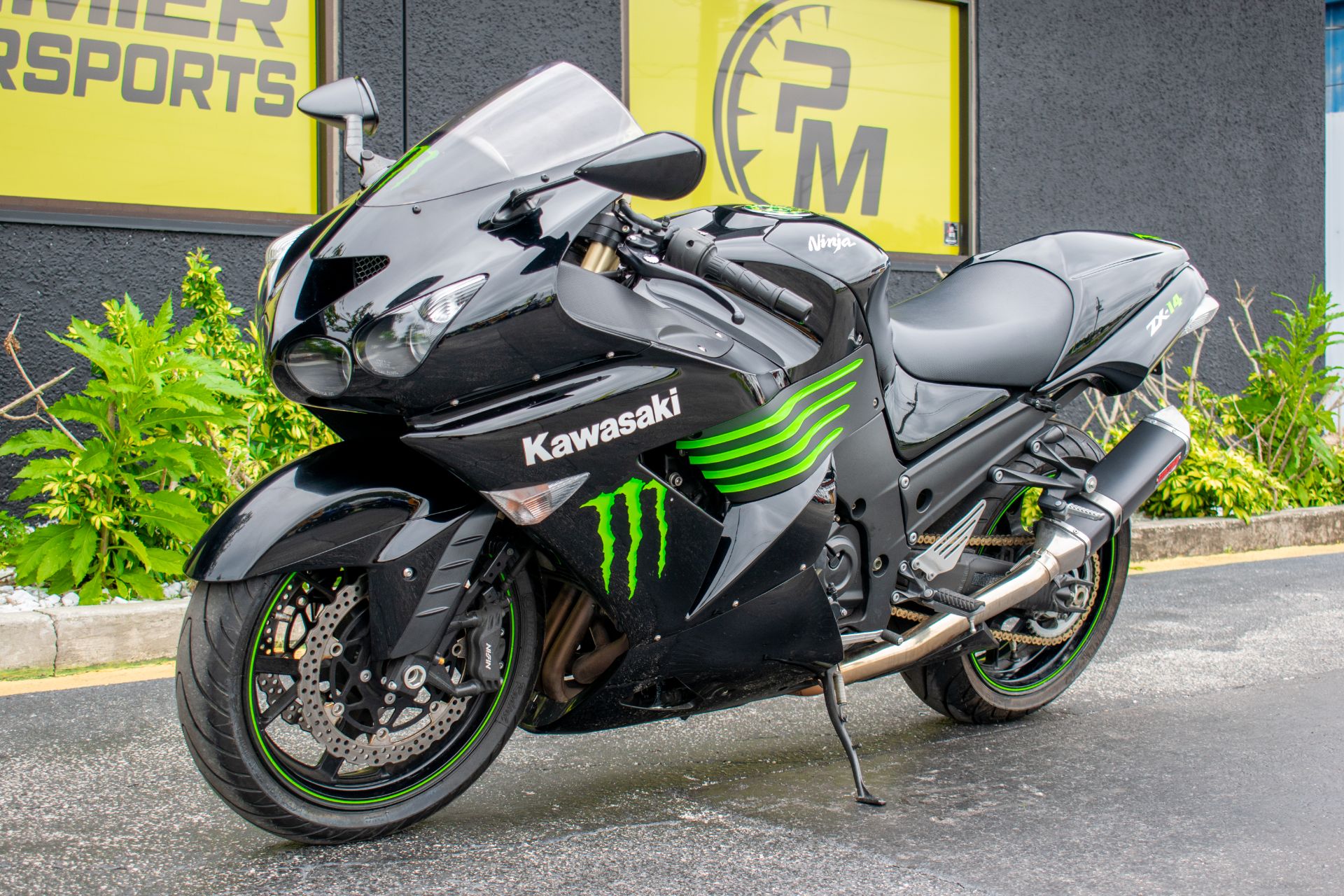 2009 Kawasaki Ninja® ZX™-14 Monster Energy® in Jacksonville, Florida - Photo 14