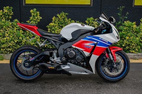 2014 Honda CBR®1000RR in Jacksonville, Florida - Photo 2