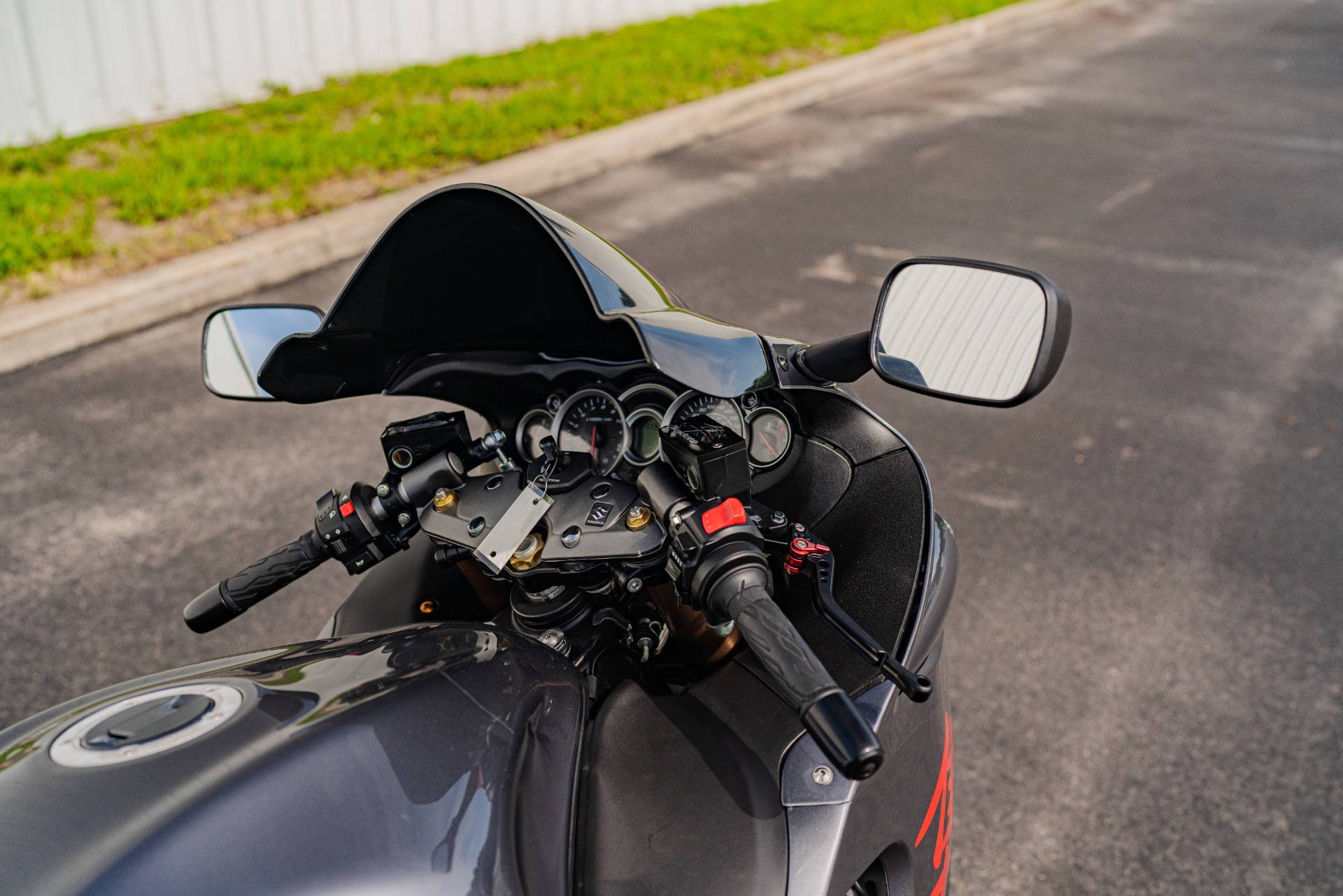 2019 Suzuki Hayabusa in Jacksonville, Florida - Photo 8