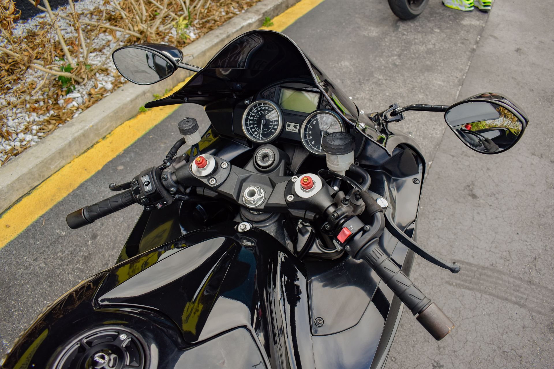 2012 Kawasaki Ninja® ZX™-14R in Jacksonville, Florida - Photo 10