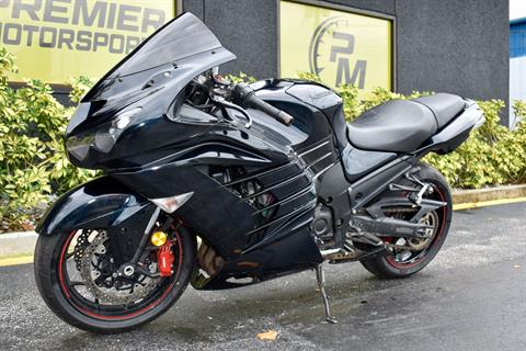2014 Kawasaki Ninja® ZX™-14R in Jacksonville, Florida - Photo 7