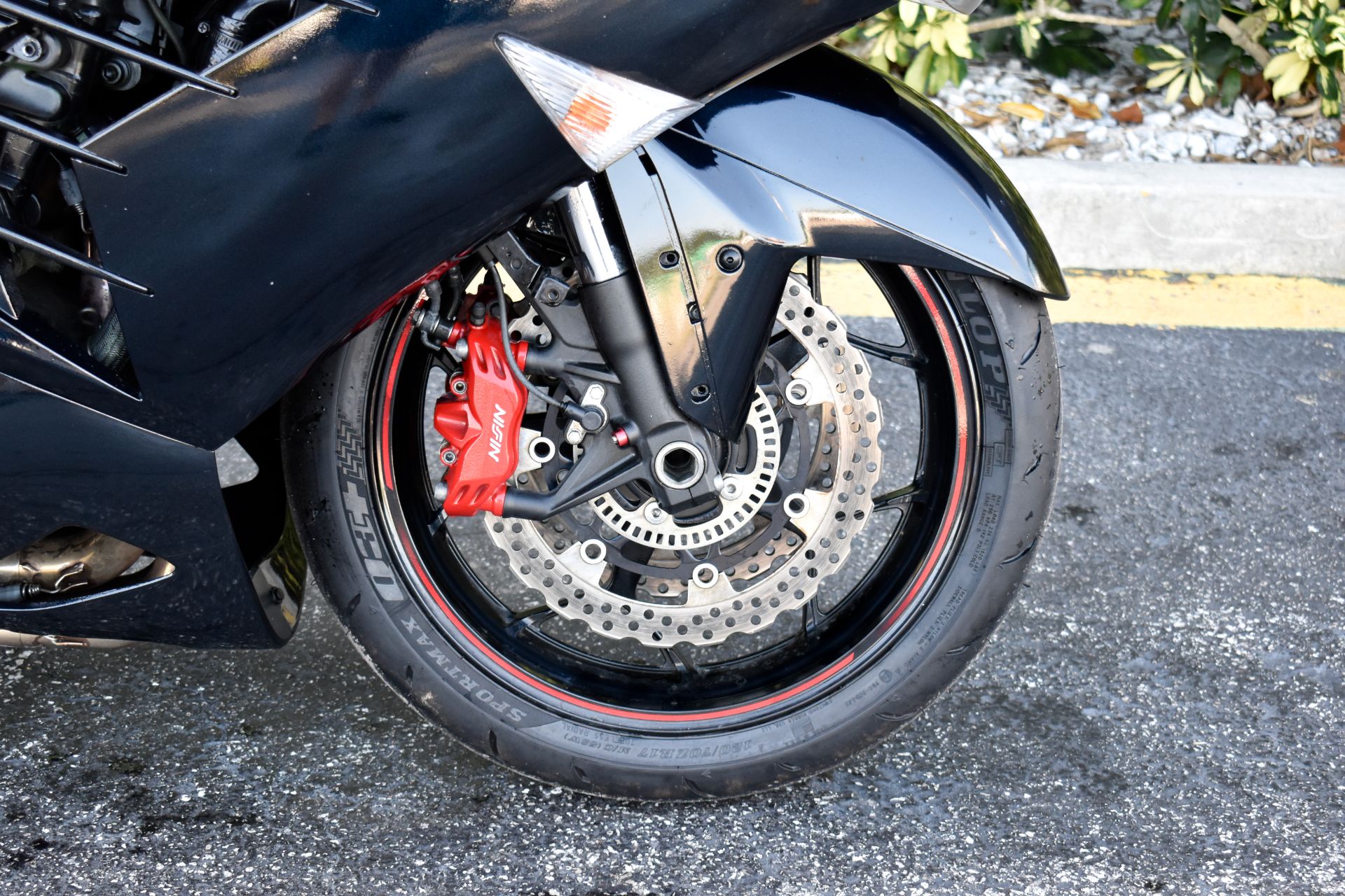 2014 Kawasaki Ninja® ZX™-14R in Jacksonville, Florida - Photo 7