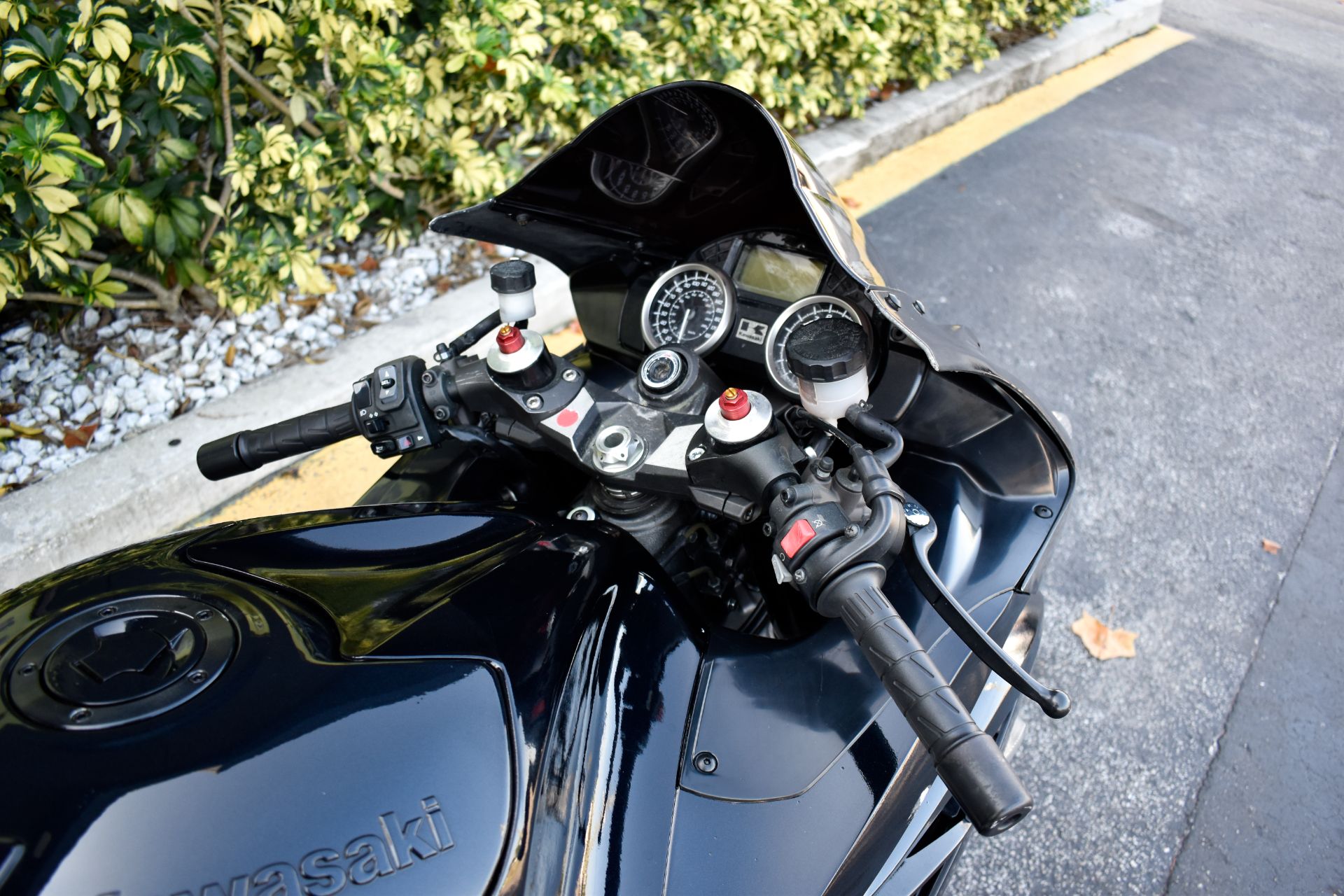 2014 Kawasaki Ninja® ZX™-14R in Jacksonville, Florida - Photo 10