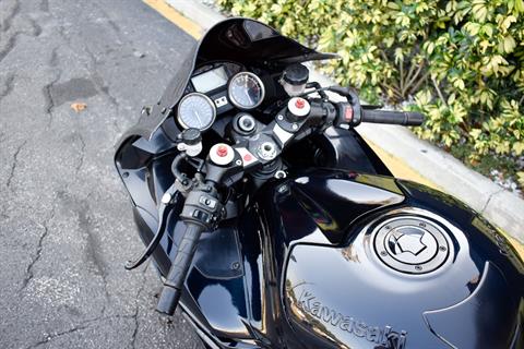2014 Kawasaki Ninja® ZX™-14R in Jacksonville, Florida - Photo 21