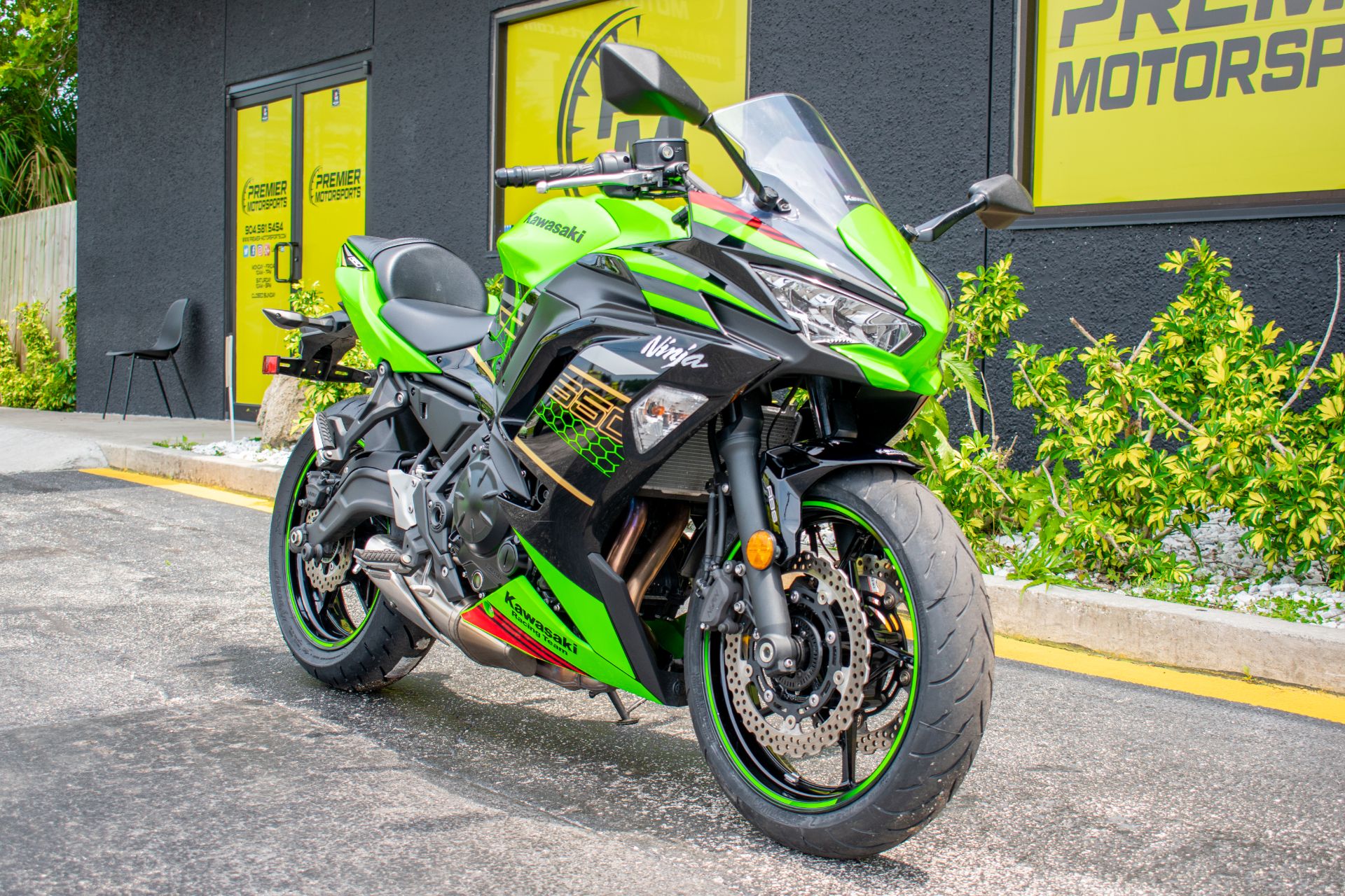2020 Kawasaki Ninja 650 ABS KRT Edition in Jacksonville, Florida - Photo 5