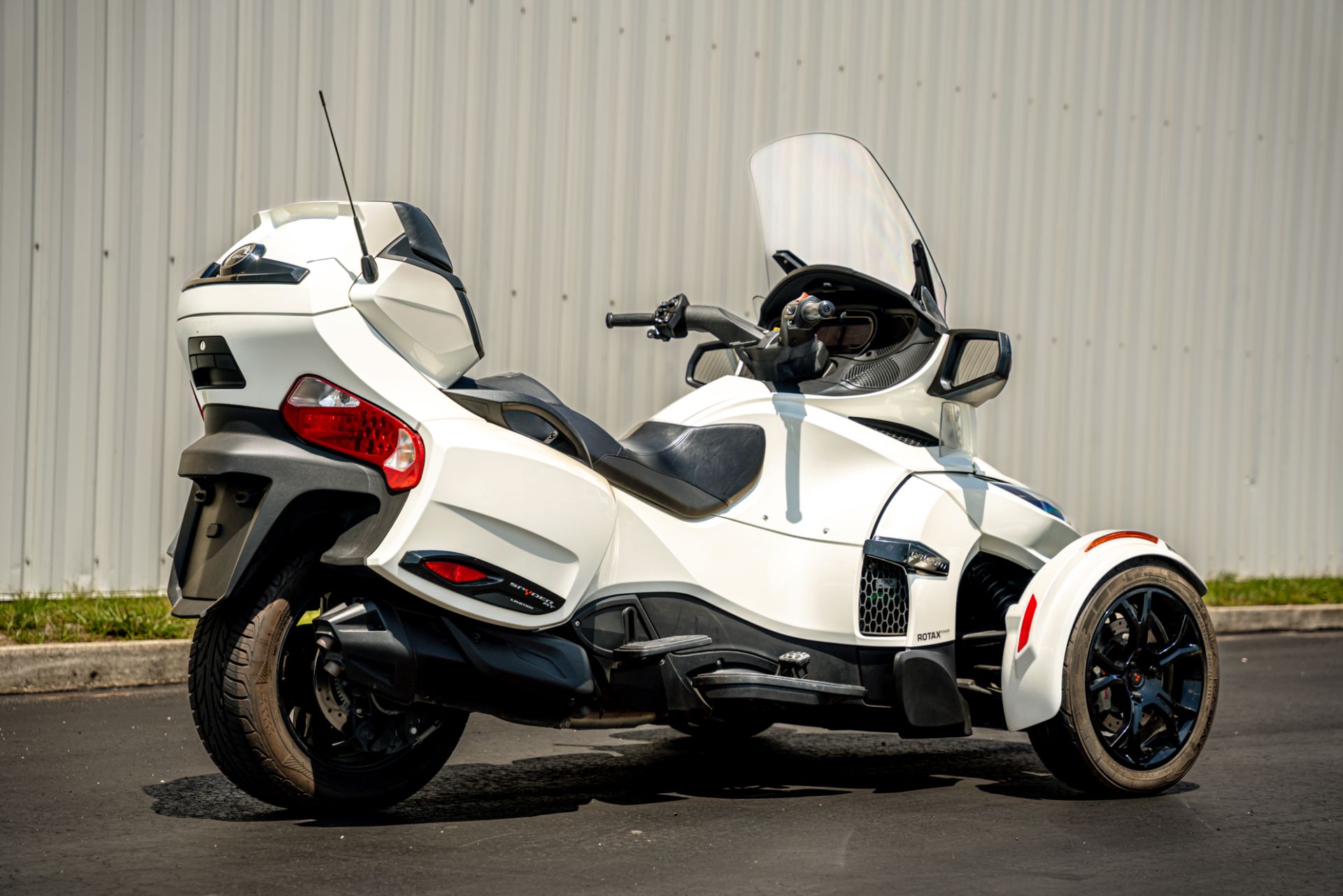 2019 Can-Am Spyder RT Limited in Jacksonville, Florida - Photo 9