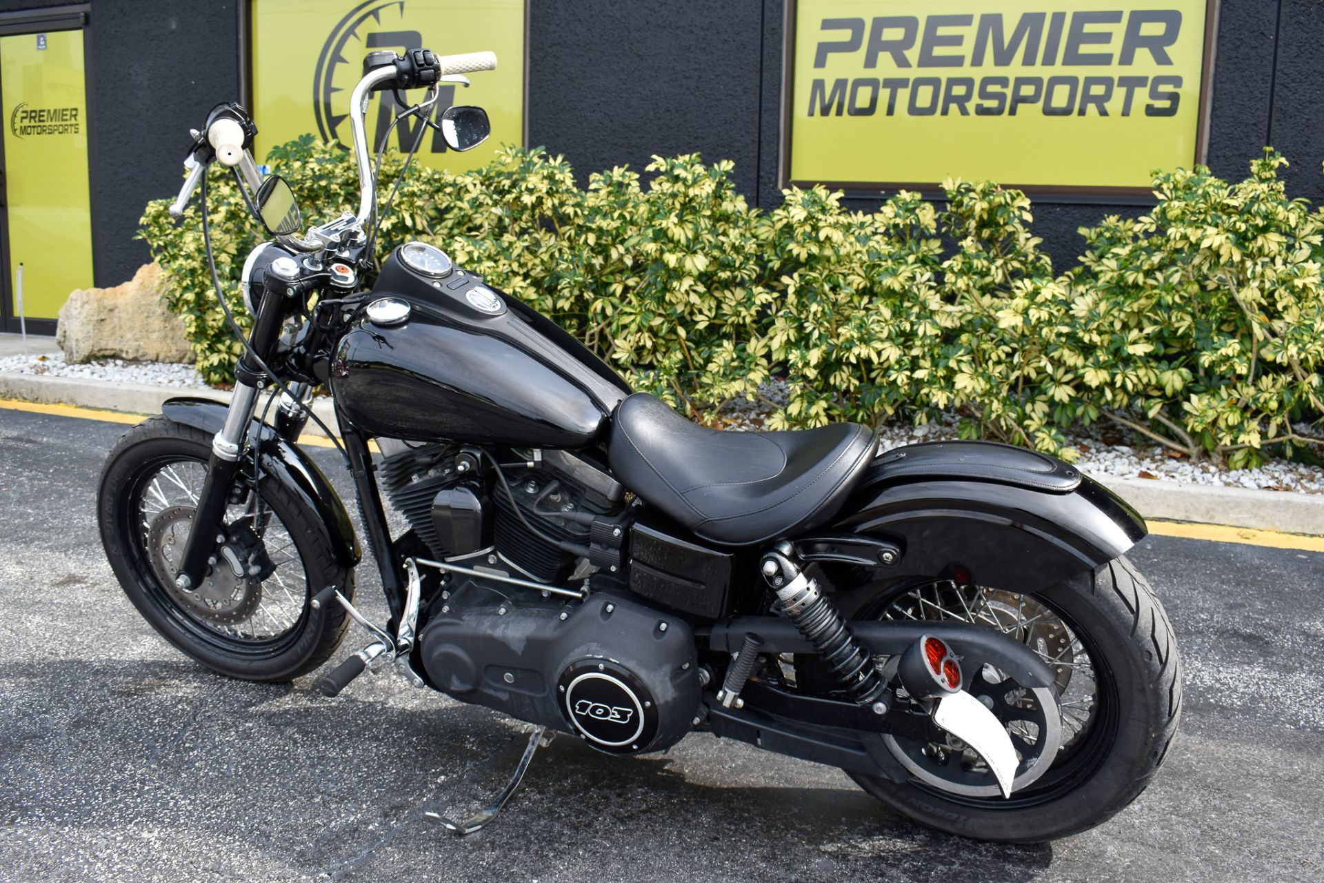 2014 Harley-Davidson Dyna® Street Bob® in Jacksonville, Florida - Photo 18