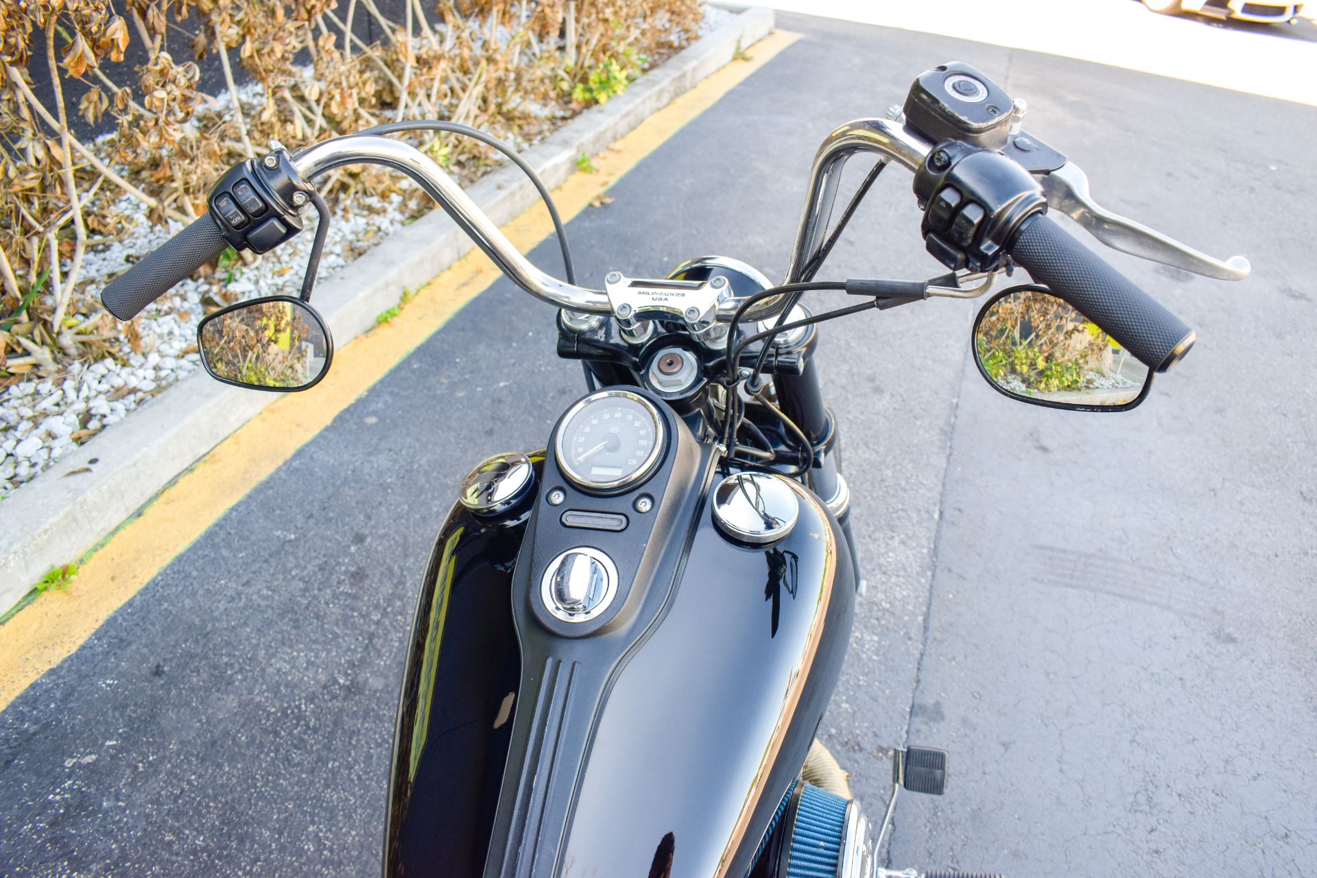2014 Harley-Davidson Dyna® Street Bob® in Jacksonville, Florida - Photo 10