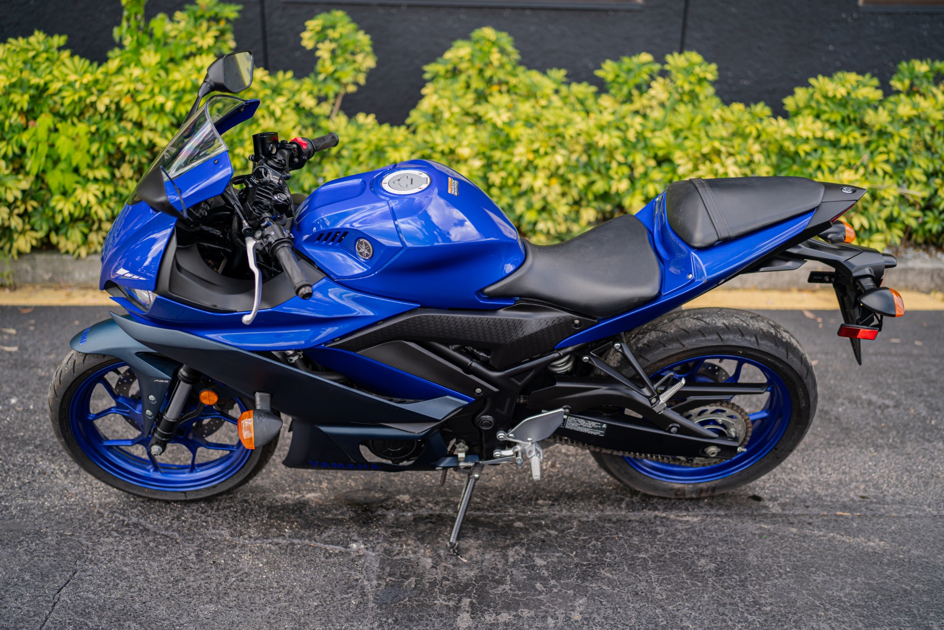 2022 Yamaha YZF-R3 ABS in Jacksonville, Florida - Photo 13