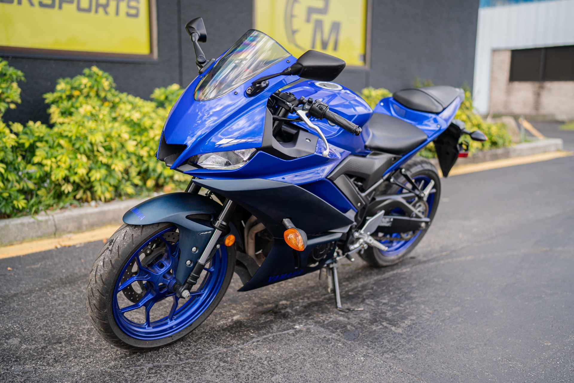 2022 Yamaha YZF-R3 ABS in Jacksonville, Florida - Photo 14