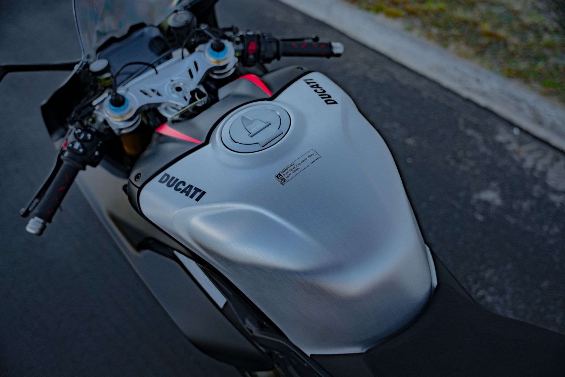 2023 Ducati Panigale V4 SP2 in Jacksonville, Florida - Photo 24
