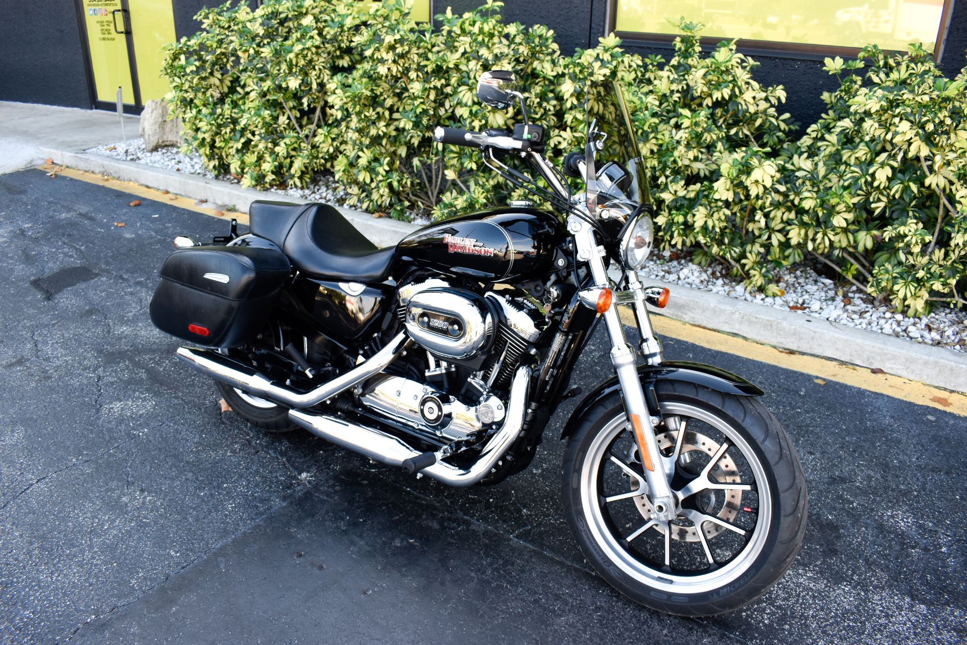 2017 Harley-Davidson Superlow® 1200T in Jacksonville, Florida - Photo 6