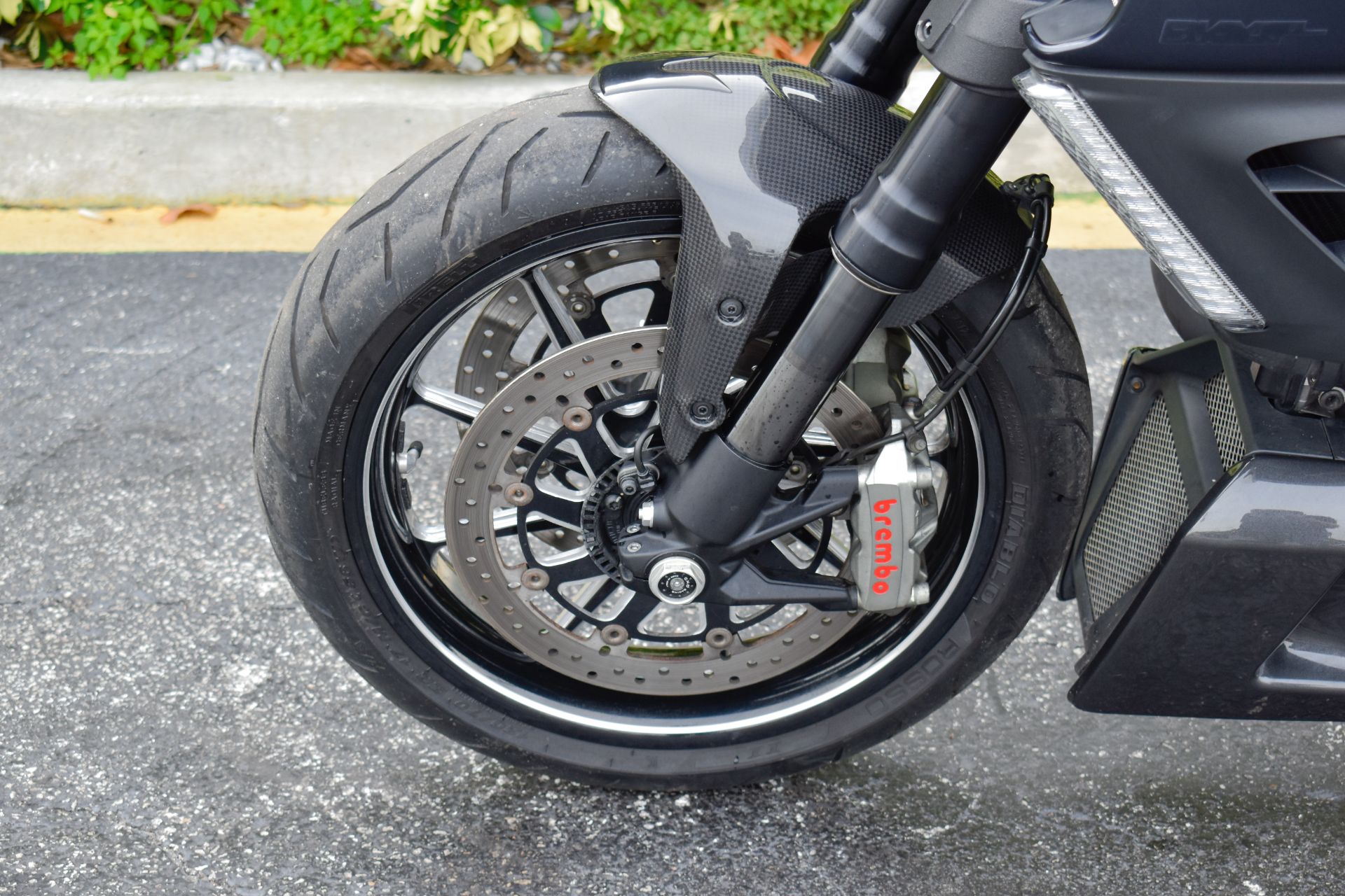 2011 Ducati Diavel Carbon in Jacksonville, Florida - Photo 20