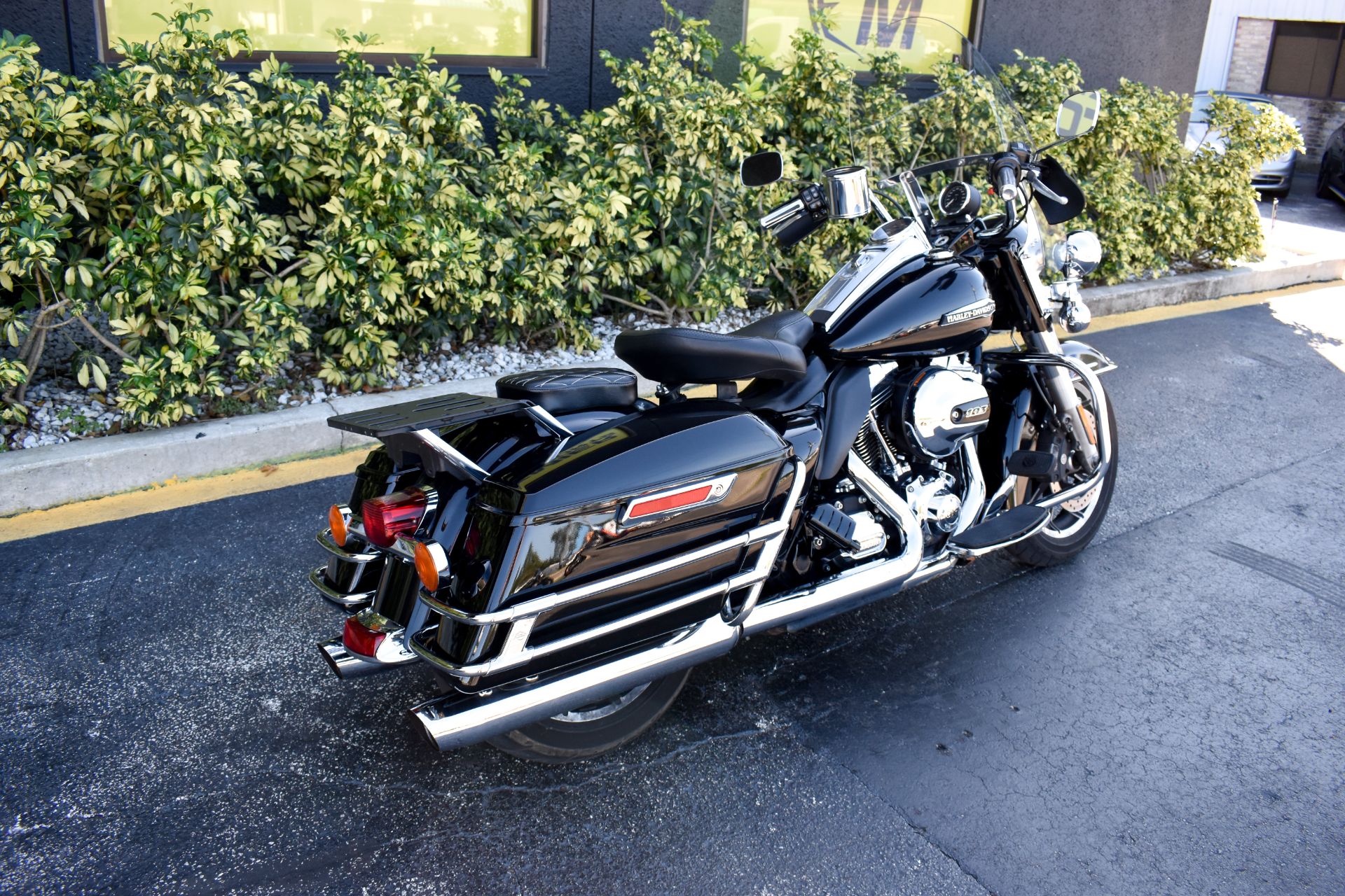 2014 Harley-Davidson Police Road King® in Jacksonville, Florida - Photo 4