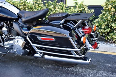 2014 Harley-Davidson Police Road King® in Jacksonville, Florida - Photo 17