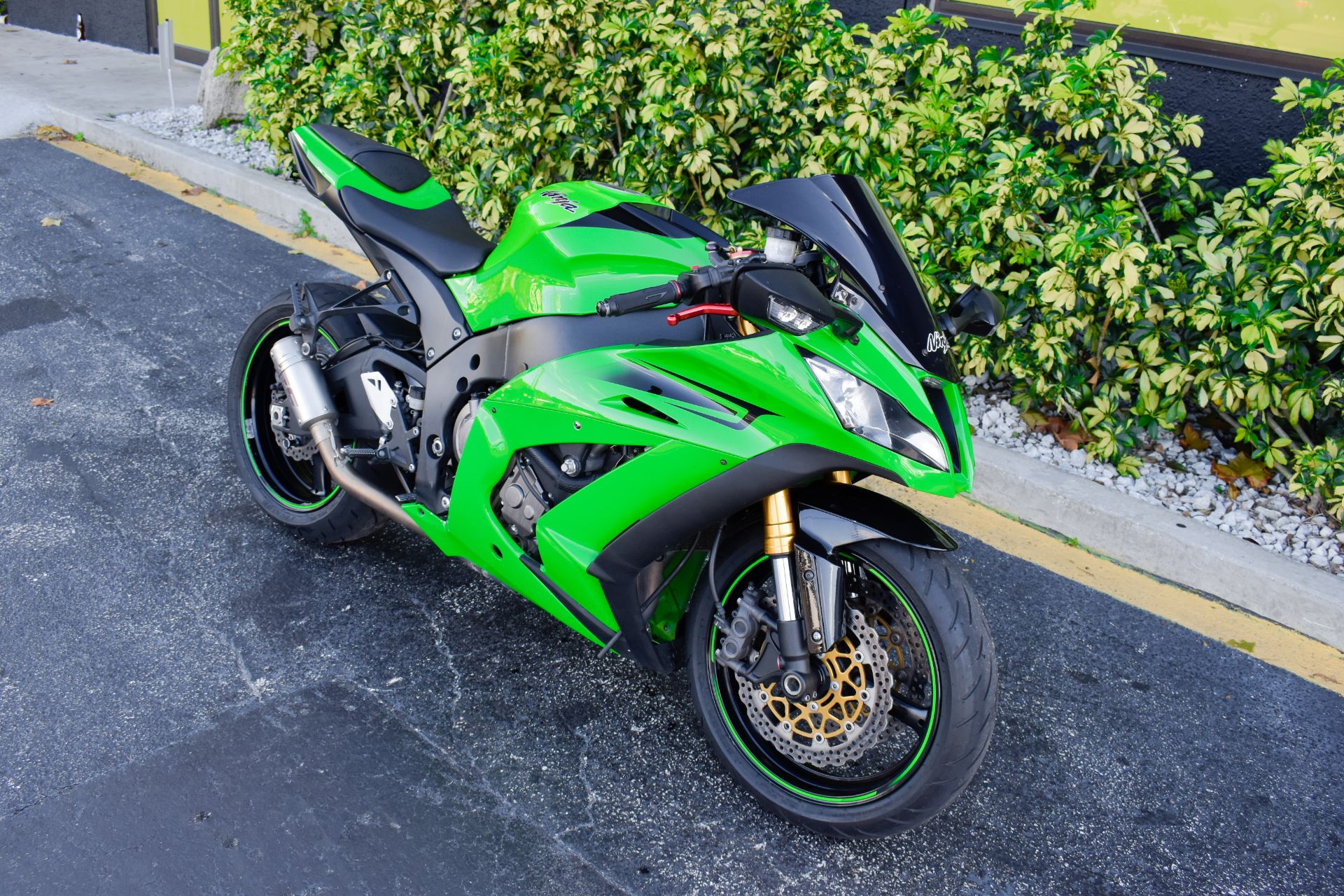 2011 Kawasaki Ninja® ZX™-10R in Jacksonville, Florida - Photo 6