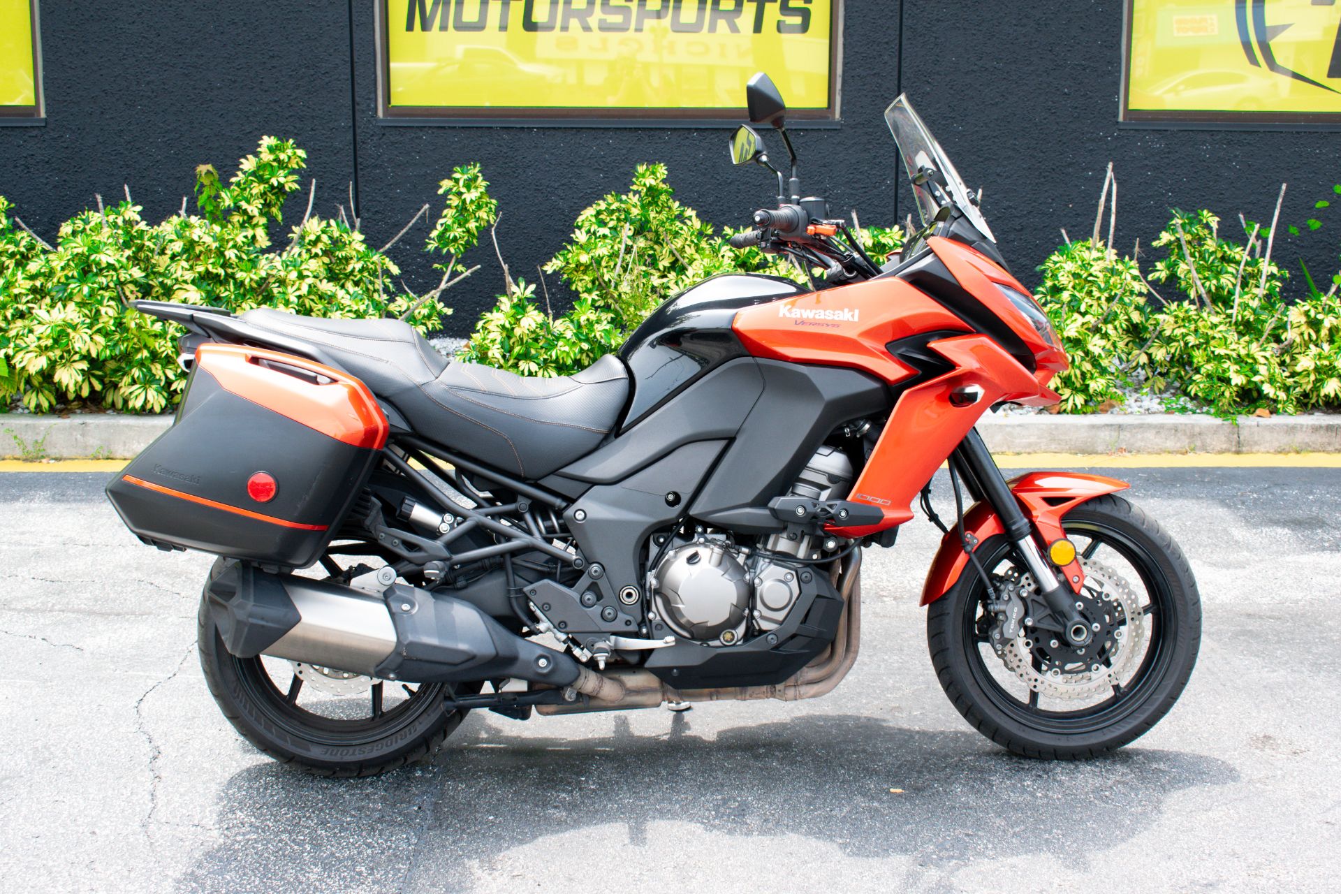 2015 Kawasaki Versys® 1000 LT in Jacksonville, Florida - Photo 2