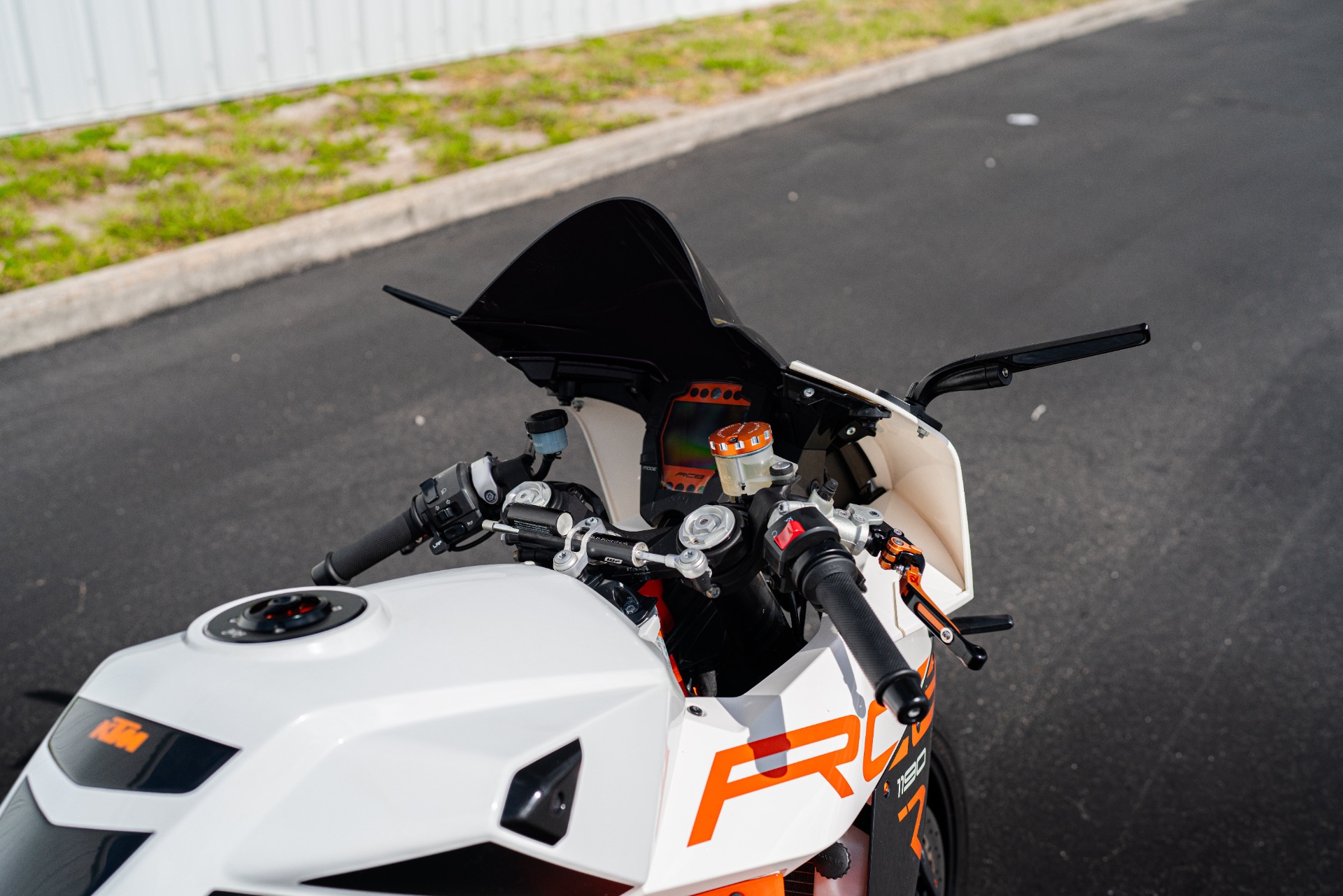 2014 KTM 1190 RC8 R in Jacksonville, Florida - Photo 9