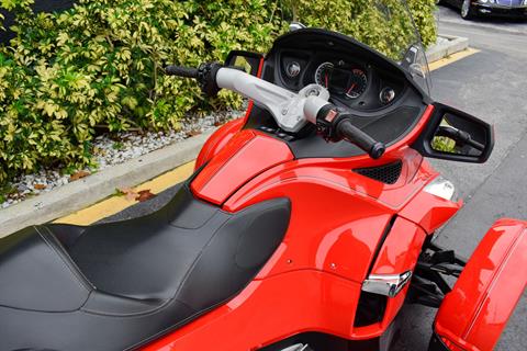 2011 Can-Am Spyder® RT SM5 in Jacksonville, Florida - Photo 11