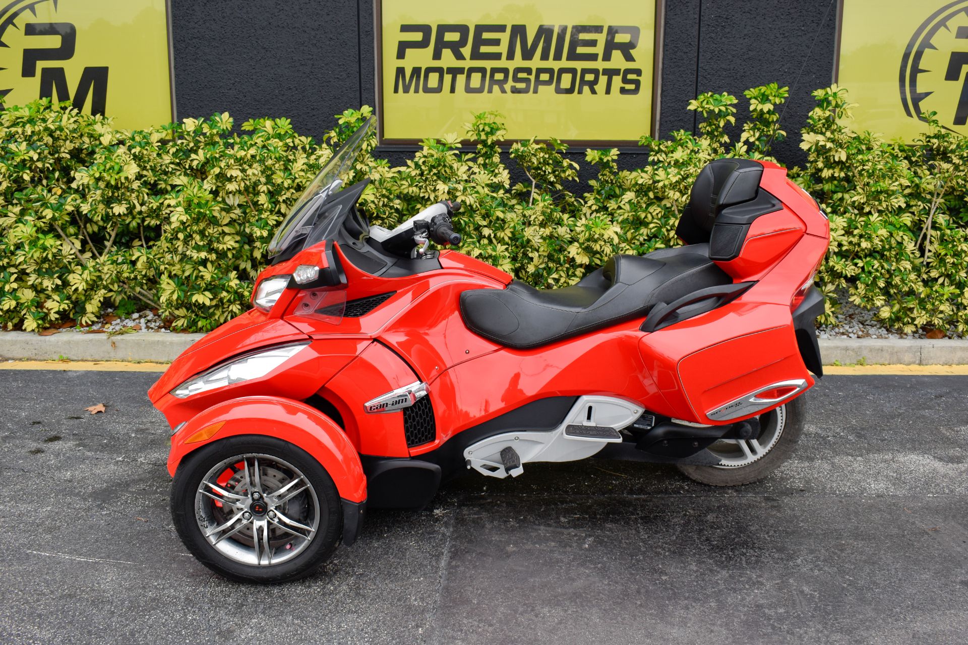 2011 Can-Am Spyder® RT SM5 in Jacksonville, Florida - Photo 13