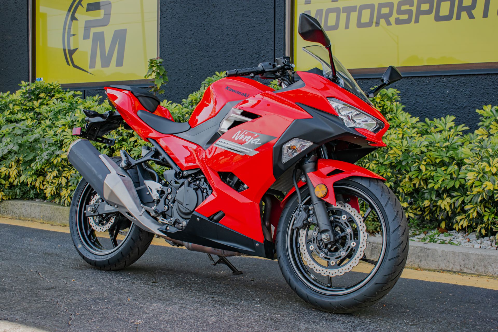 2021 Kawasaki Ninja 400 in Jacksonville, Florida - Photo 5
