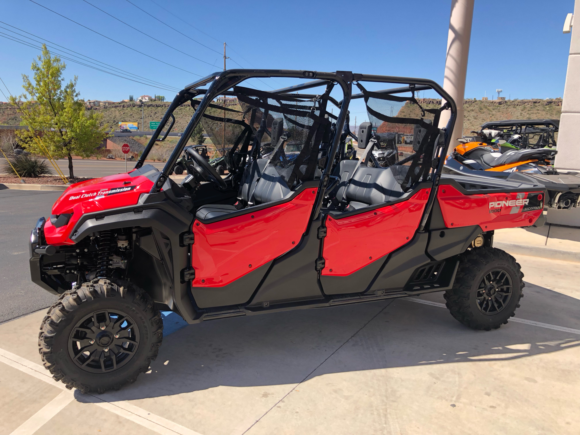 2024 Honda Pioneer 1000-6 Deluxe Crew in Saint George, Utah - Photo 1