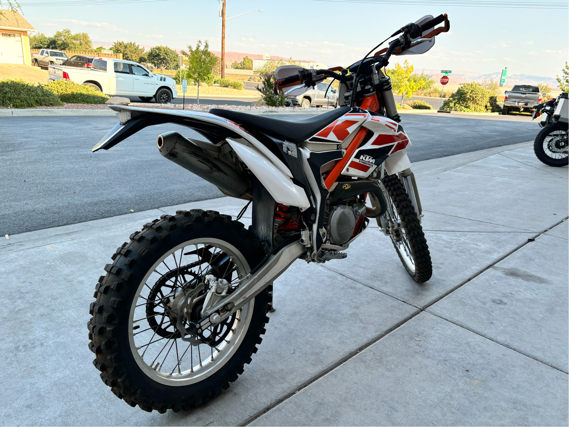 2017 KTM Freeride 250 R in Saint George, Utah - Photo 3