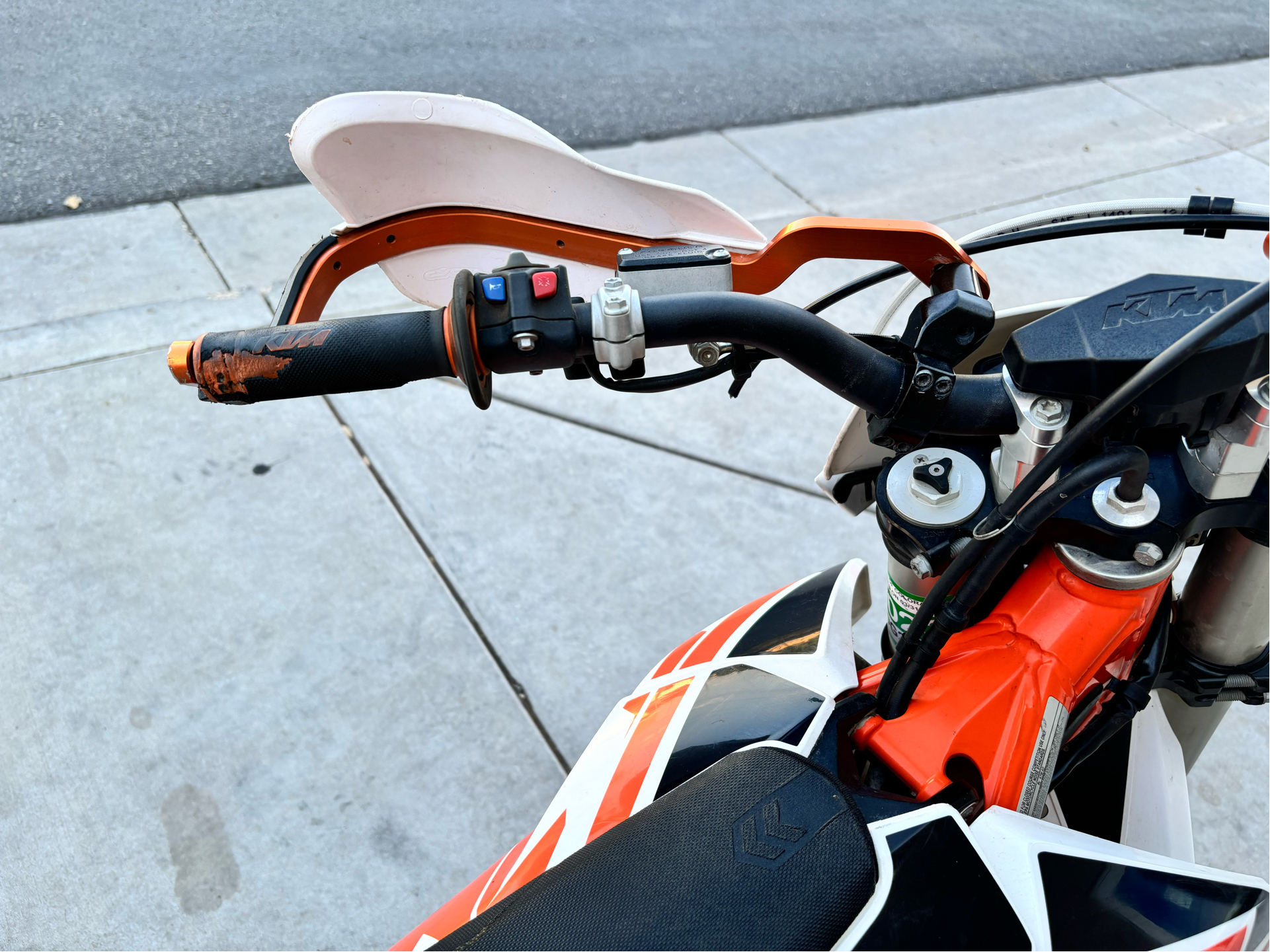 2017 KTM Freeride 250 R in Saint George, Utah - Photo 9