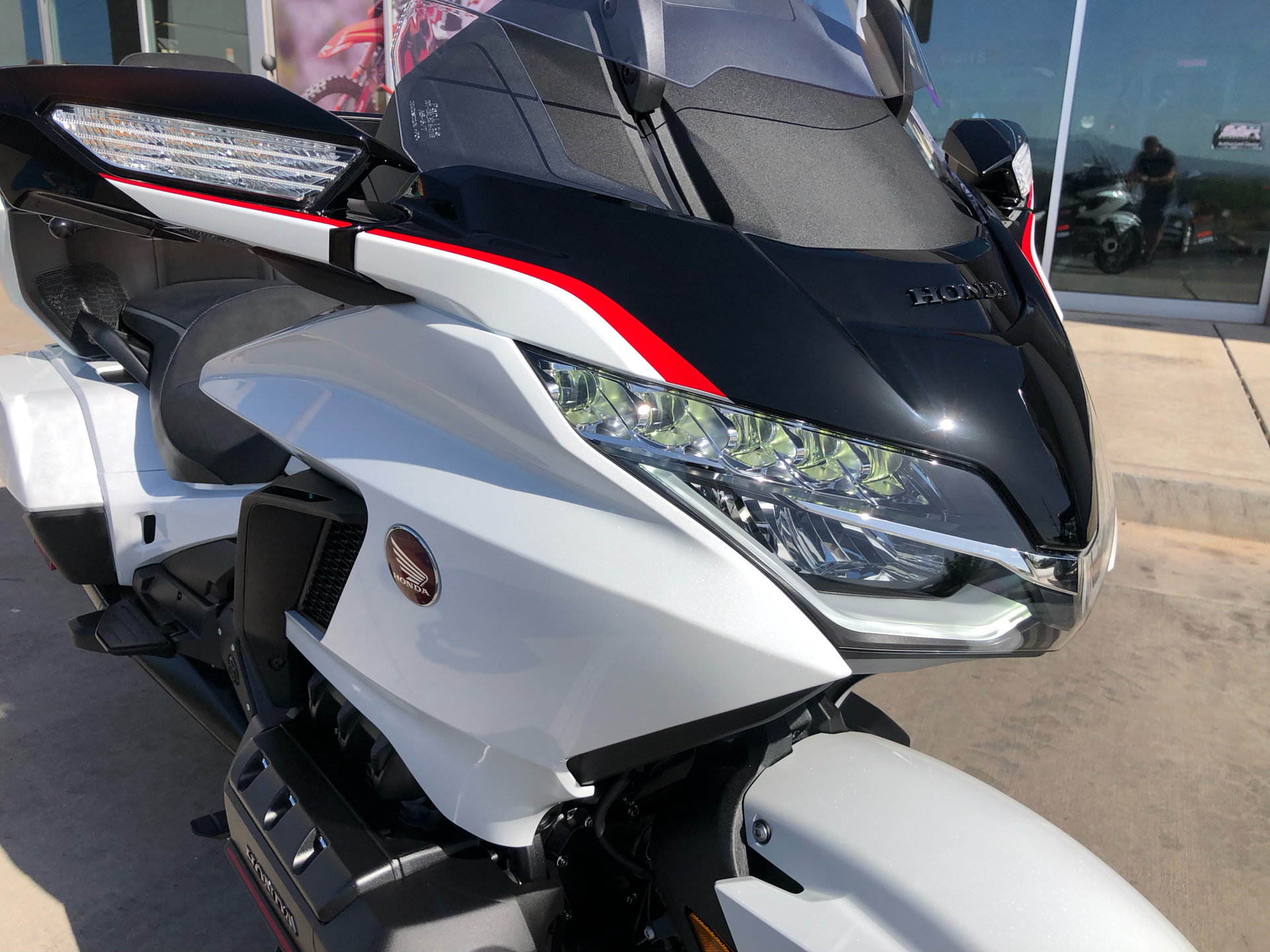 2024 Honda Gold Wing Tour Automatic DCT in Saint George, Utah - Photo 10
