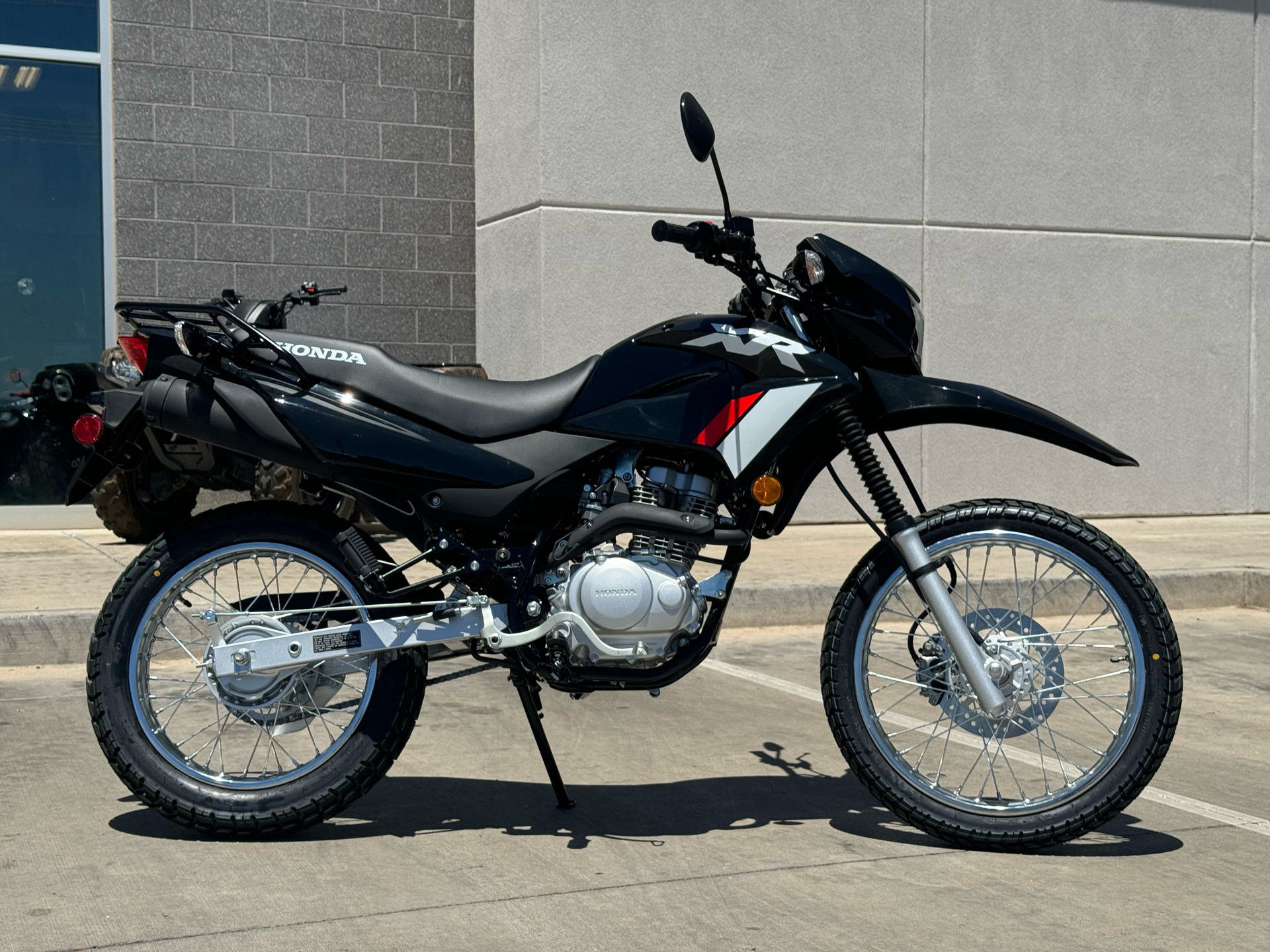 2024 Honda XR150L in Saint George, Utah - Photo 12