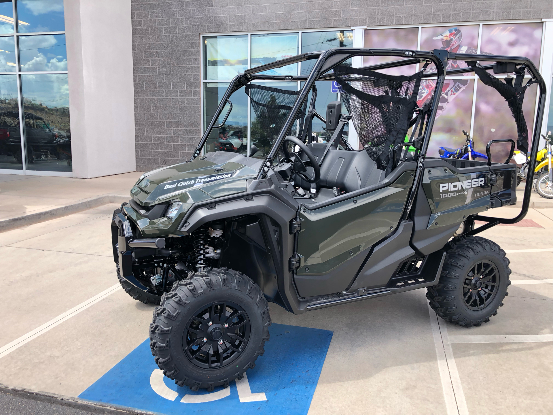 2024 Honda Pioneer 1000-5 Deluxe in Saint George, Utah - Photo 4