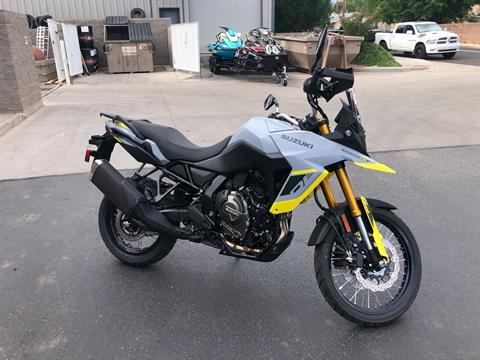 2023 Suzuki V-Strom 800DE in Saint George, Utah - Photo 2