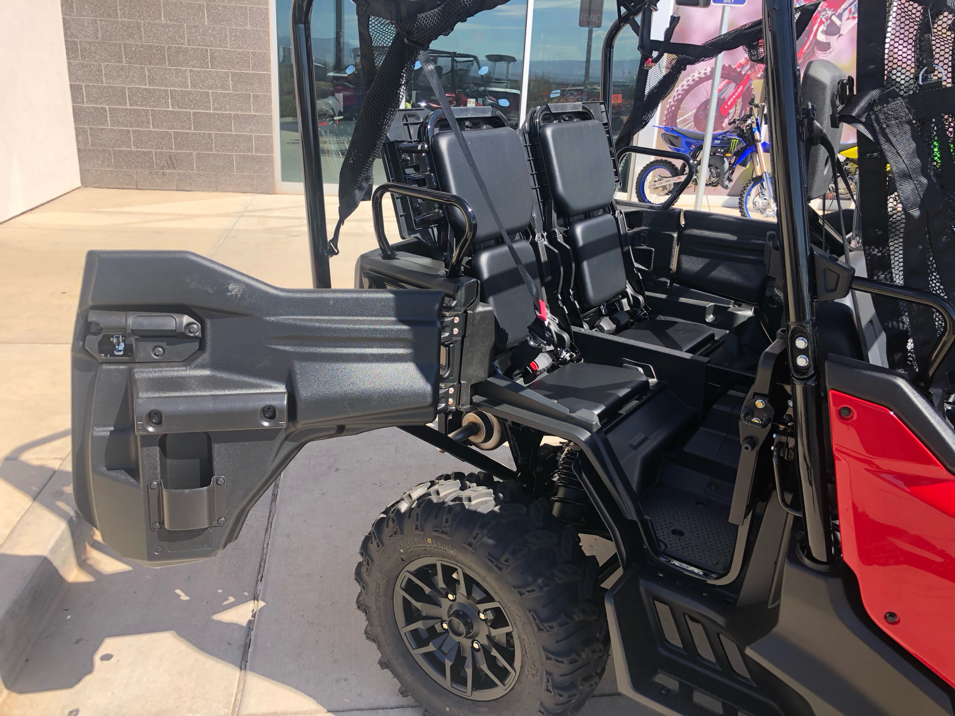 2024 Honda Pioneer 1000-5 Deluxe in Saint George, Utah - Photo 20