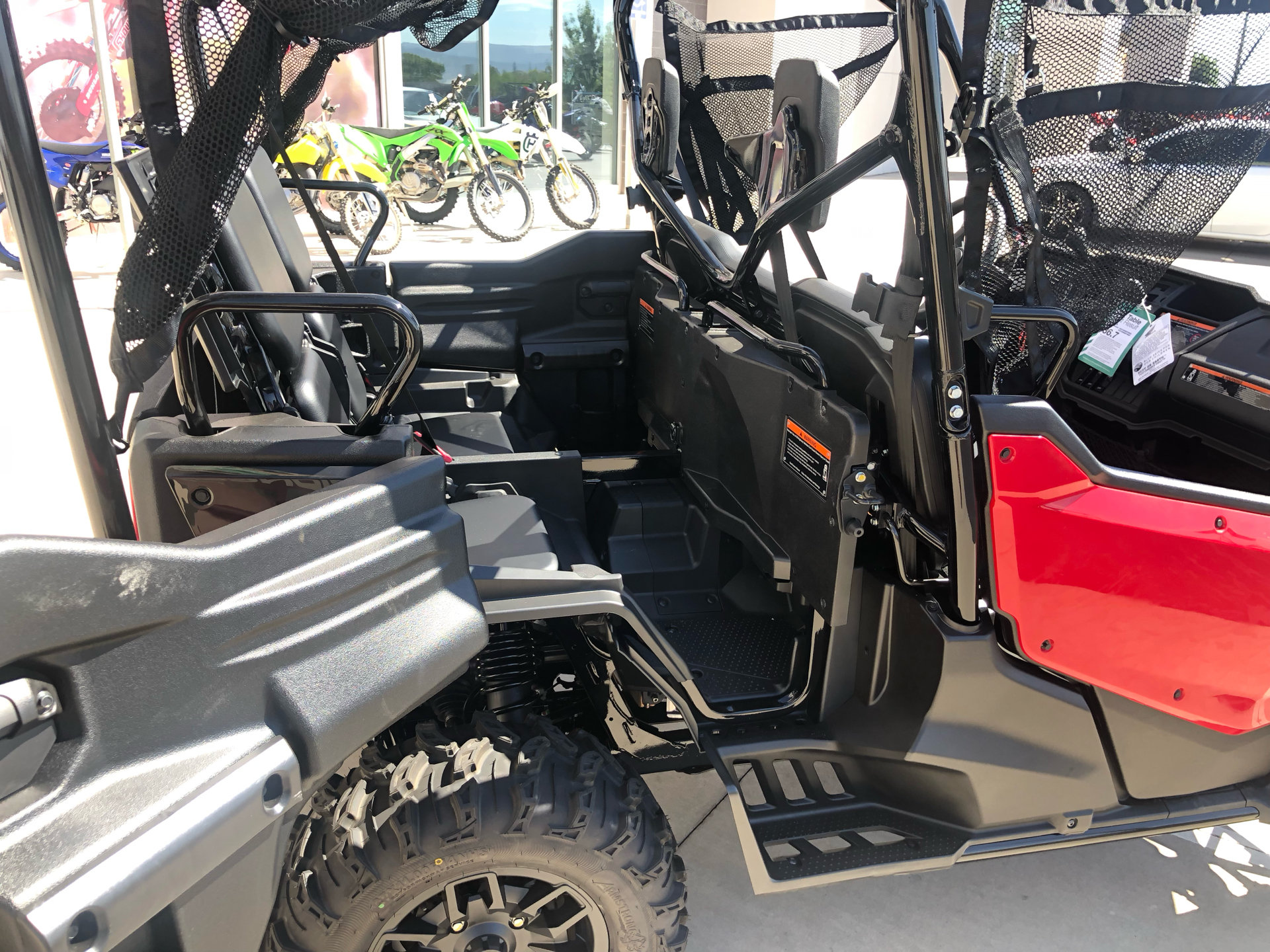 2024 Honda Pioneer 1000-5 Deluxe in Saint George, Utah - Photo 21