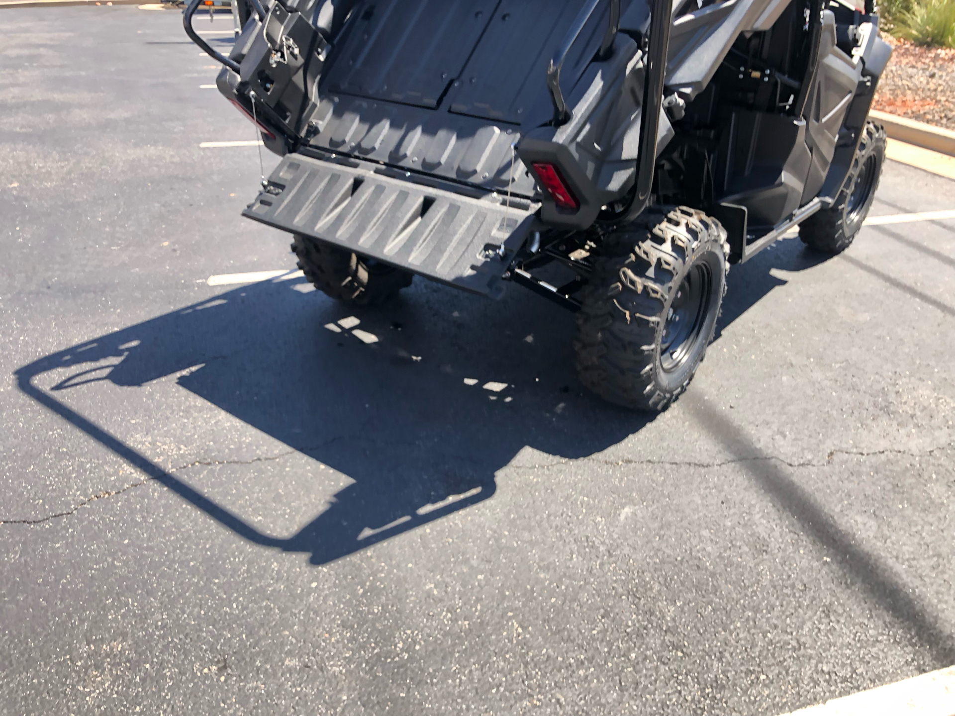 2024 Honda Pioneer 1000-5 in Saint George, Utah - Photo 5