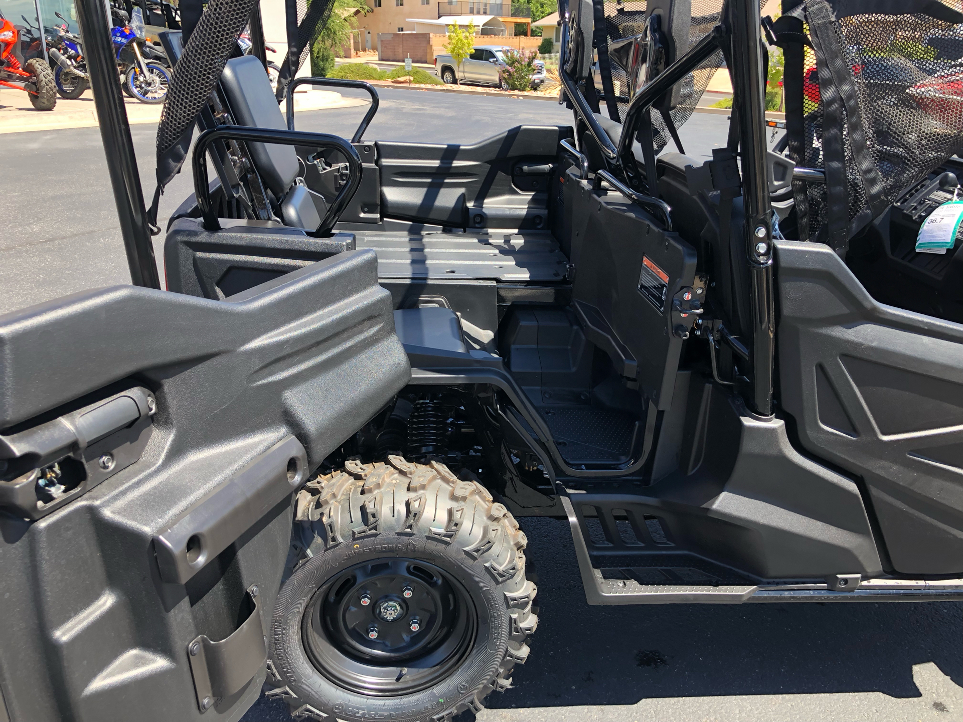 2024 Honda Pioneer 1000-5 in Saint George, Utah - Photo 7