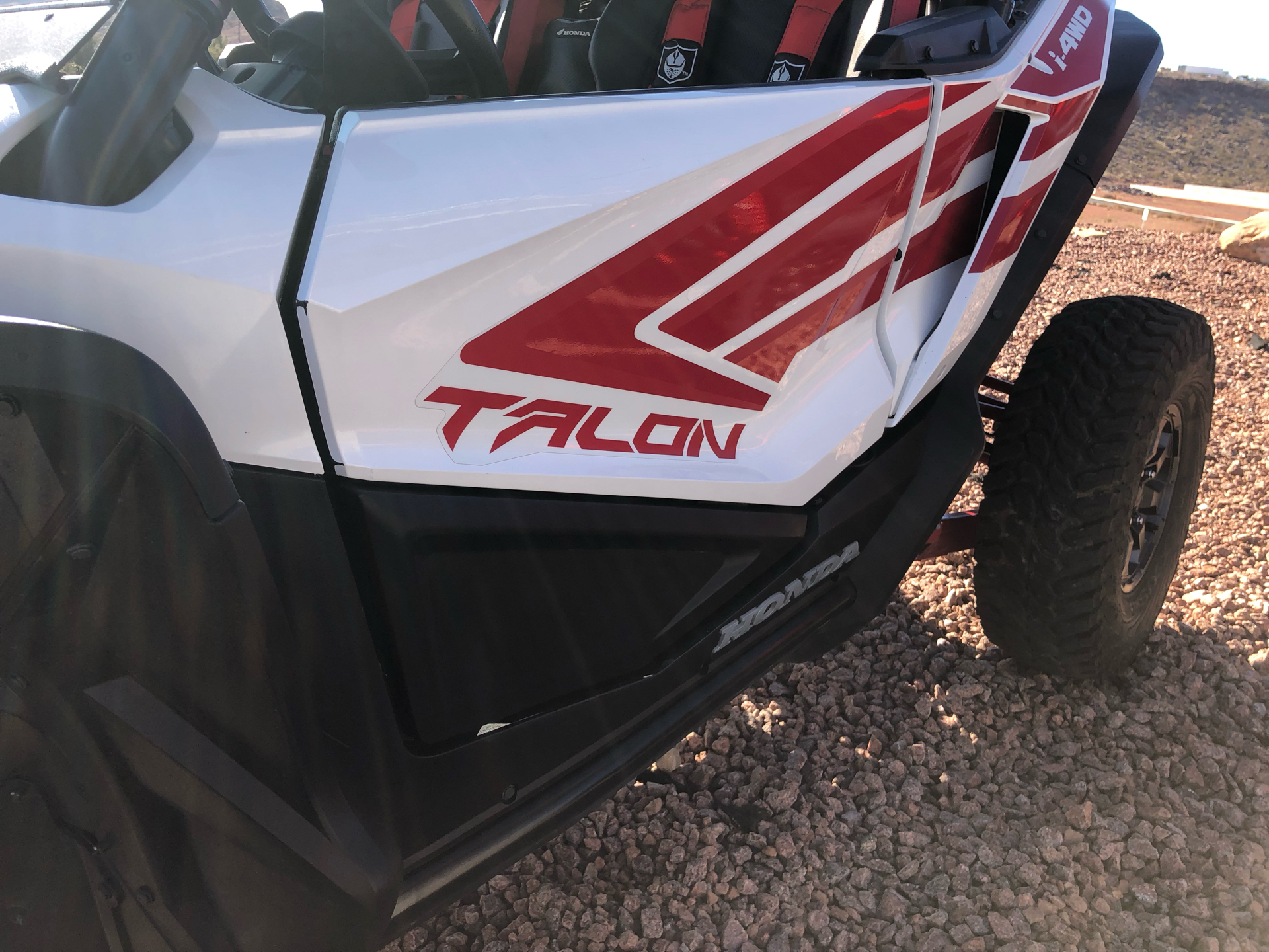 2021 Honda Talon 1000R in Saint George, Utah - Photo 10