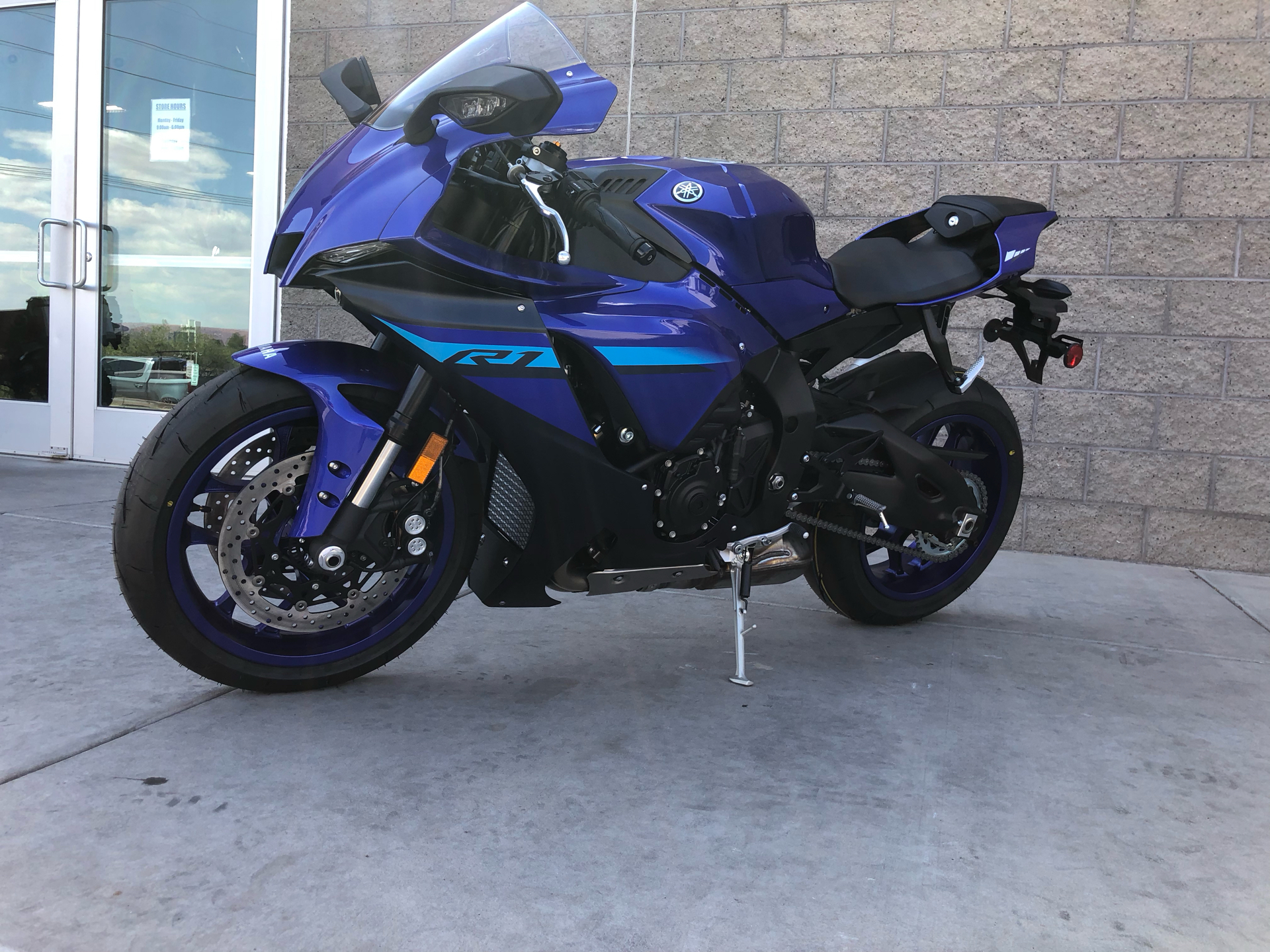 2024 Yamaha YZF-R1 in Saint George, Utah - Photo 2