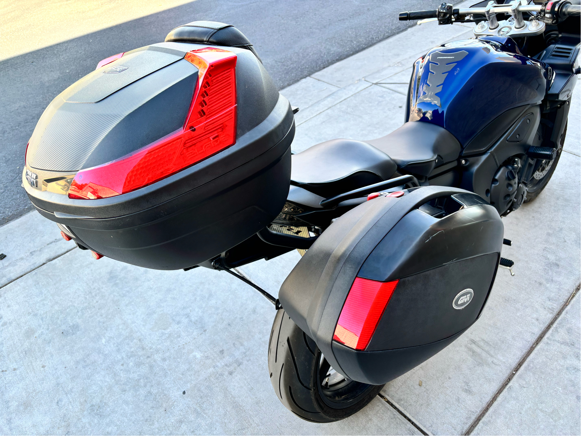 2013 Yamaha FZ1 in Saint George, Utah - Photo 8