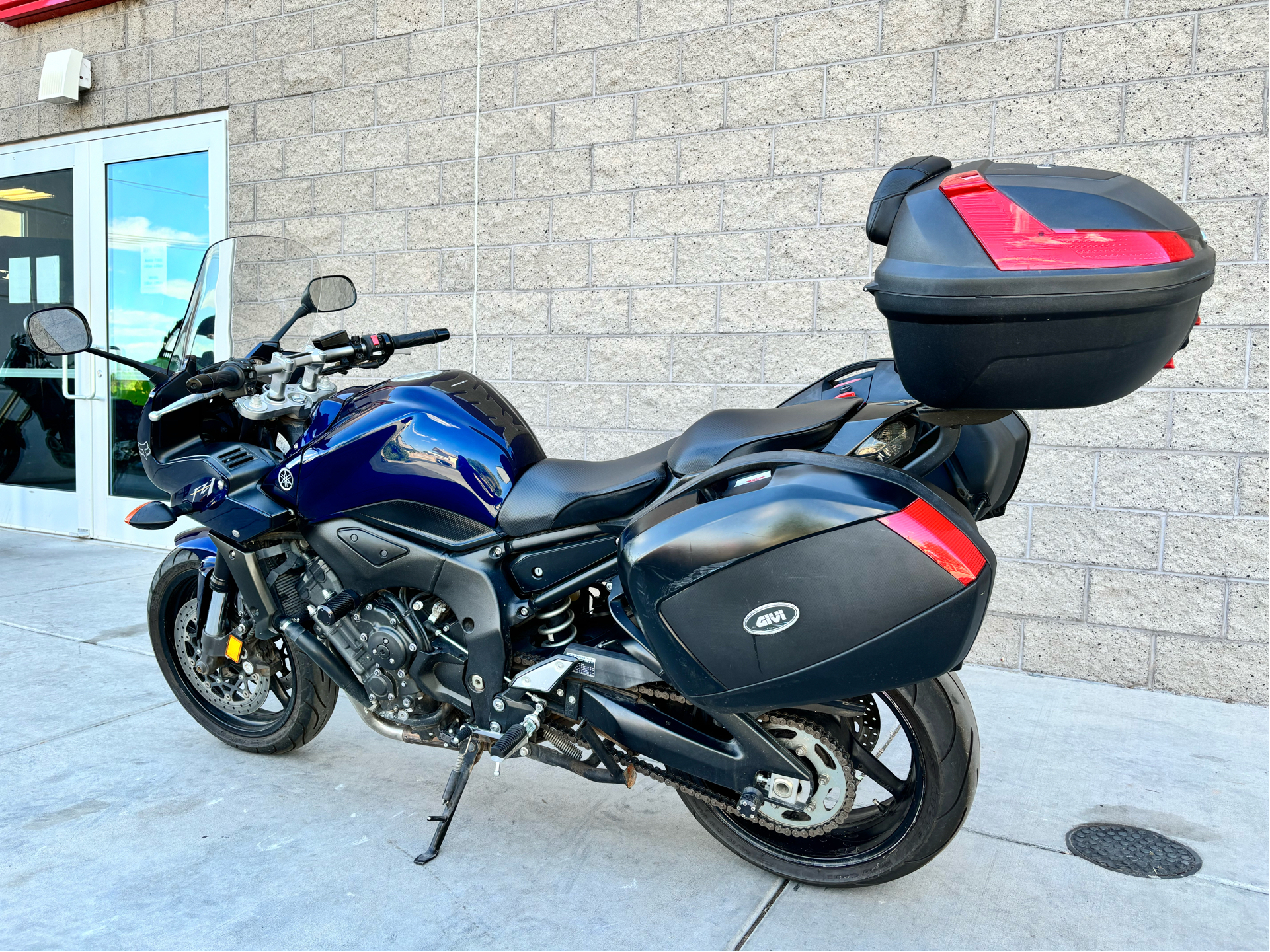 2013 Yamaha FZ1 in Saint George, Utah - Photo 2