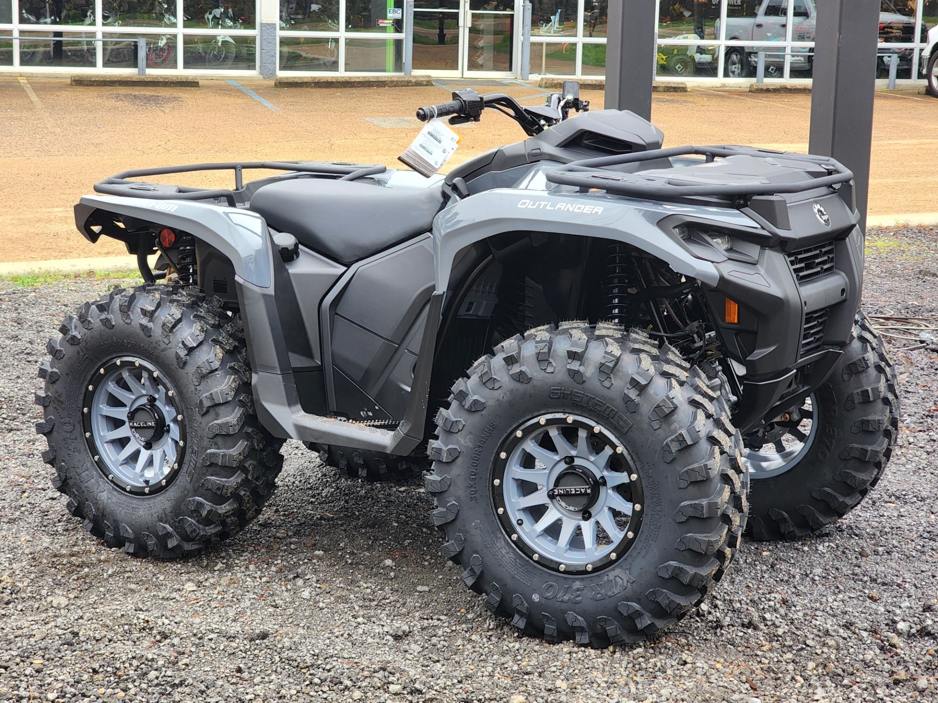 2024 Can-Am Outlander DPS 700 in Pearl, Mississippi - Photo 1