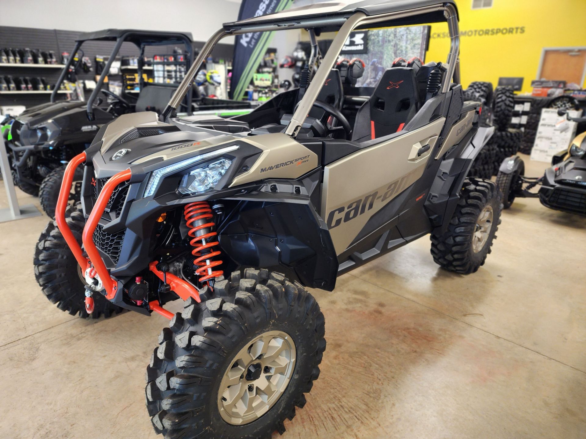 2023 Can-Am Maverick Sport X MR in Pearl, Mississippi - Photo 2