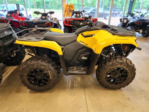 2024 Can-Am Outlander XT 700 in Pearl, Mississippi - Photo 1